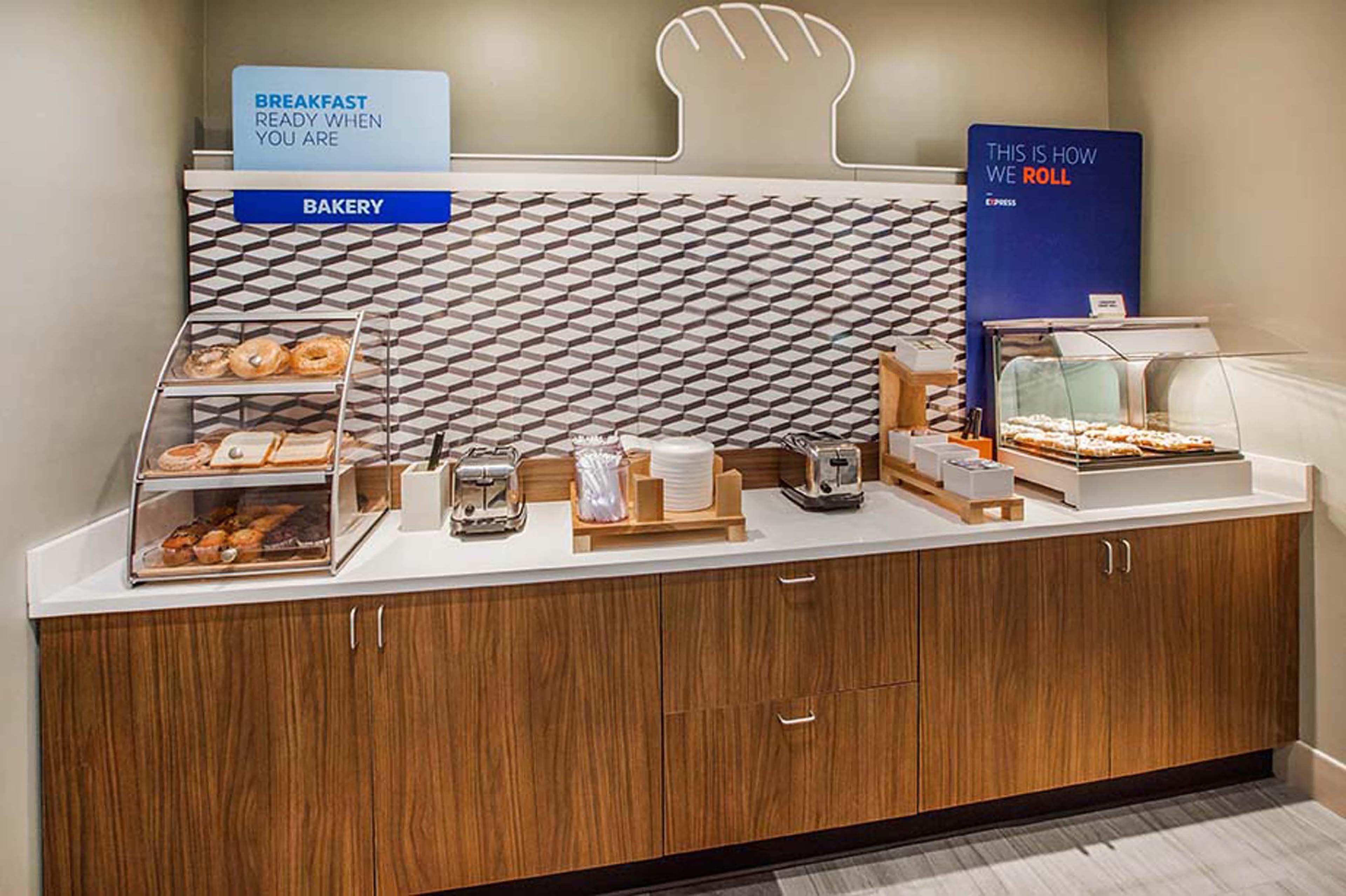 Holiday Inn Express Hotel & Suites Fort Wayne By Ihg Ellisville Eksteriør billede